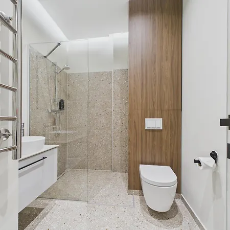 Superior In Old Town Apartment